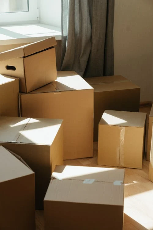 International moving services – boxes packed for global shipping